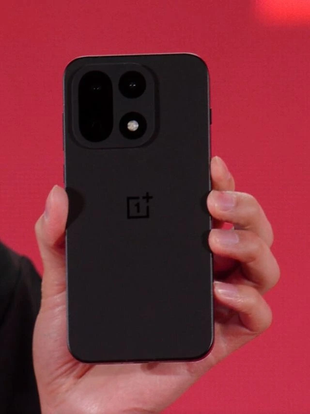 OnePlus 15 2025 Flagship – Snapdragon 8 Elite Gen 5 165Hz Display Triple 50MP Camera